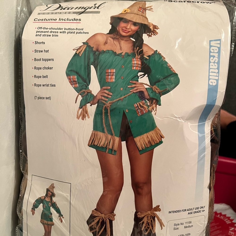 Dream girl Scarecrow costume Medium